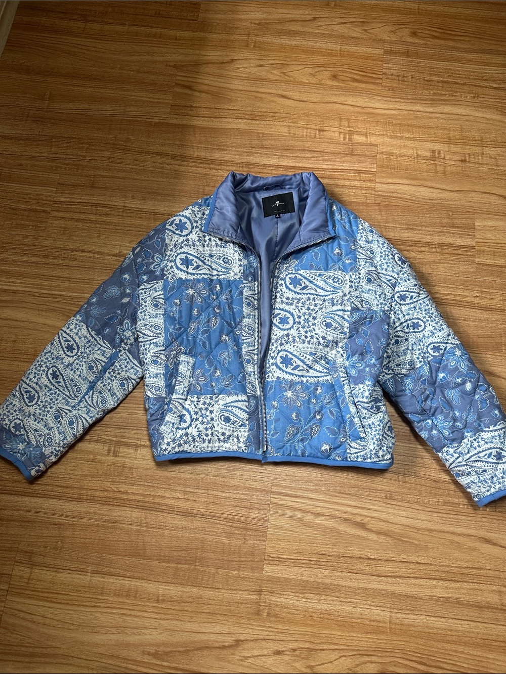 NWOT 7 for all mankind quilted zippered jacket size small